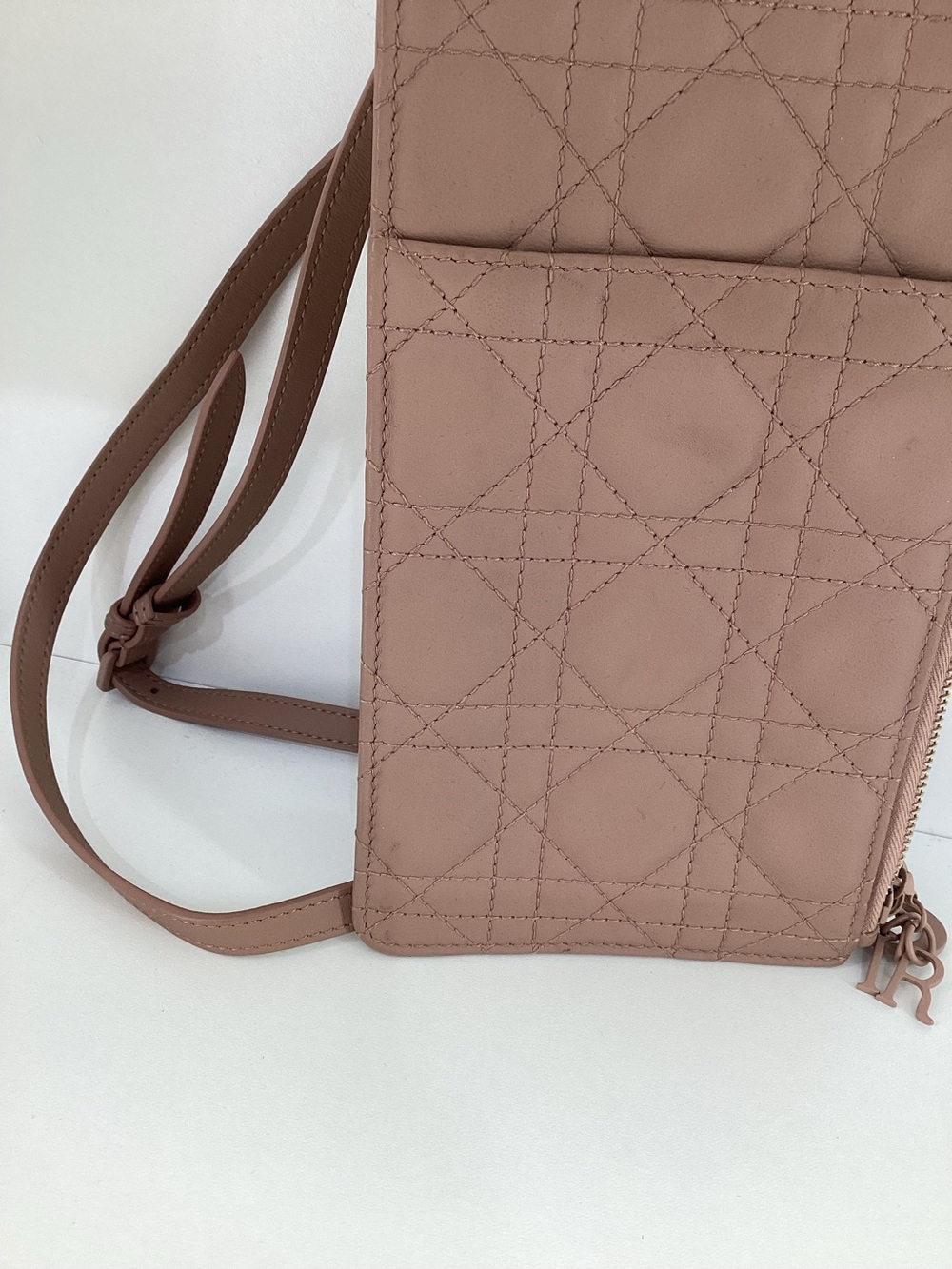 Christian Dior Lady Dior Card Holder Cross Body - Picture 2 of 8